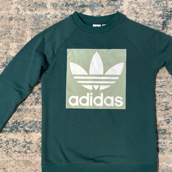 Adidas Originals crewneck dark green w/ light green velour patch logo, size S - Picture 2 of 7